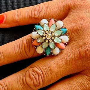 NWT- Floral Ring and Earrings Set, Park Lane, 8